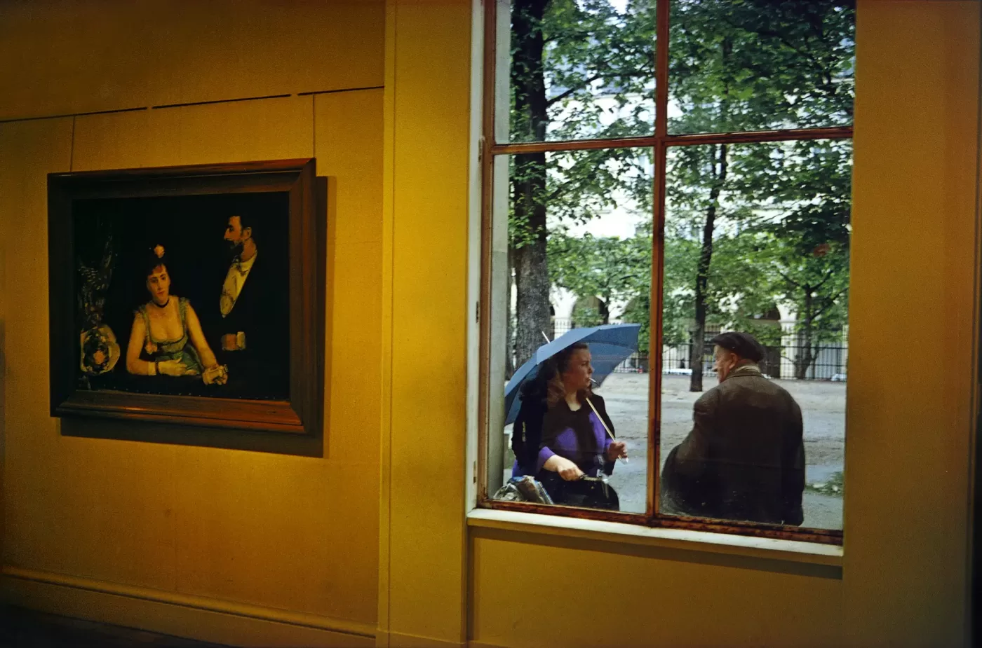 Joel Meyerowitz photograph of a window view in Paris