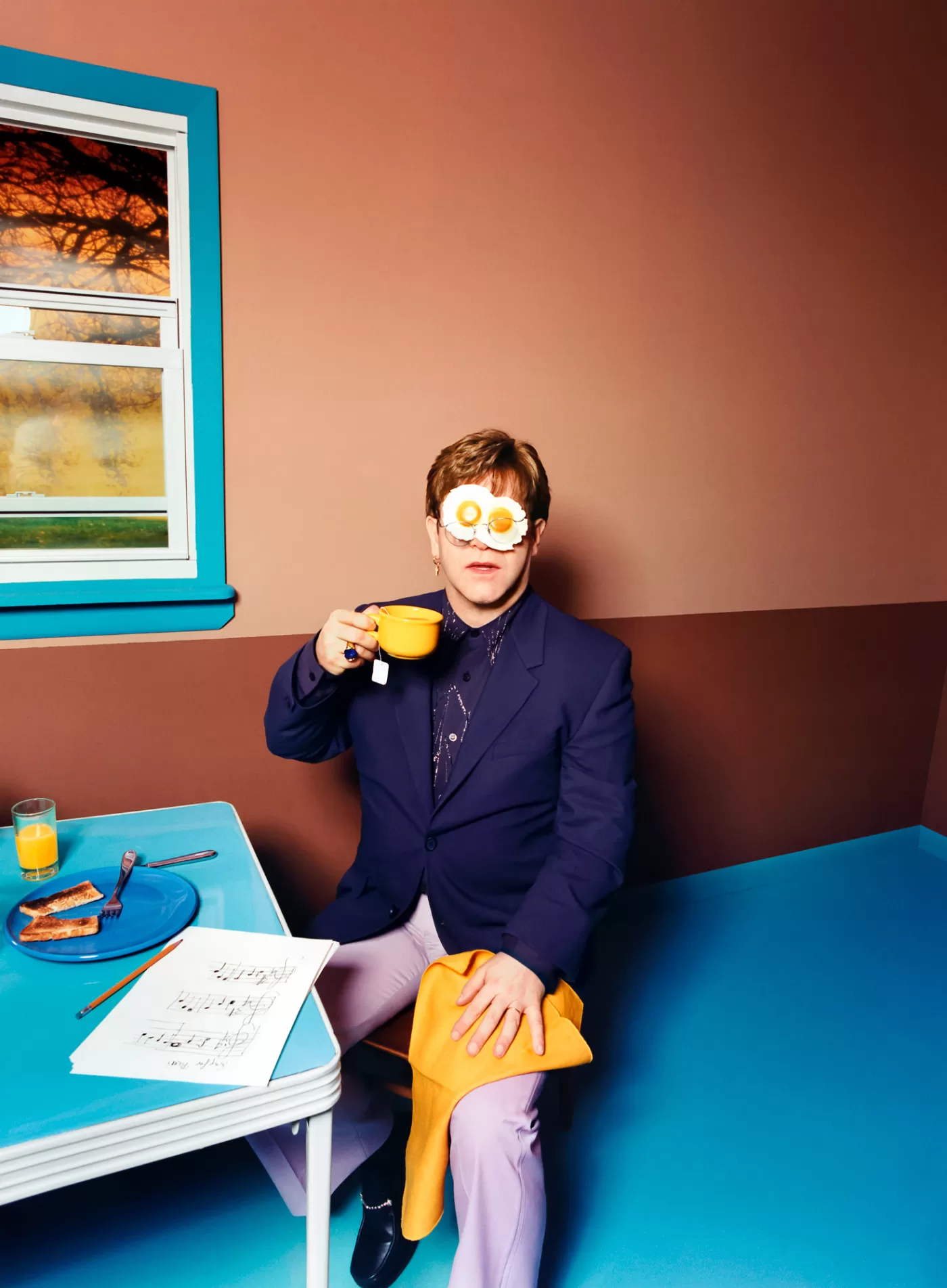 David LaChapelle, Elton John: Egg On His Face, New York, 1999 © David LaChapelle